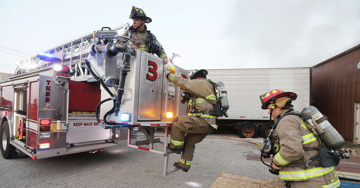 Fire destroys Godfrey game meat processor Thursday night