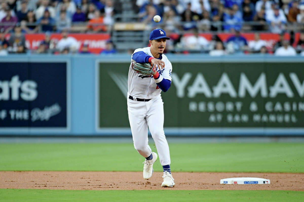 Houston Astros come up short against Los Angeles Dodgers