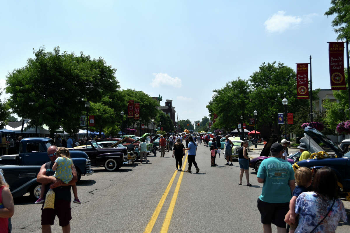 Big Rapids Car Fest, Kids Fest pack Michigan Avenue