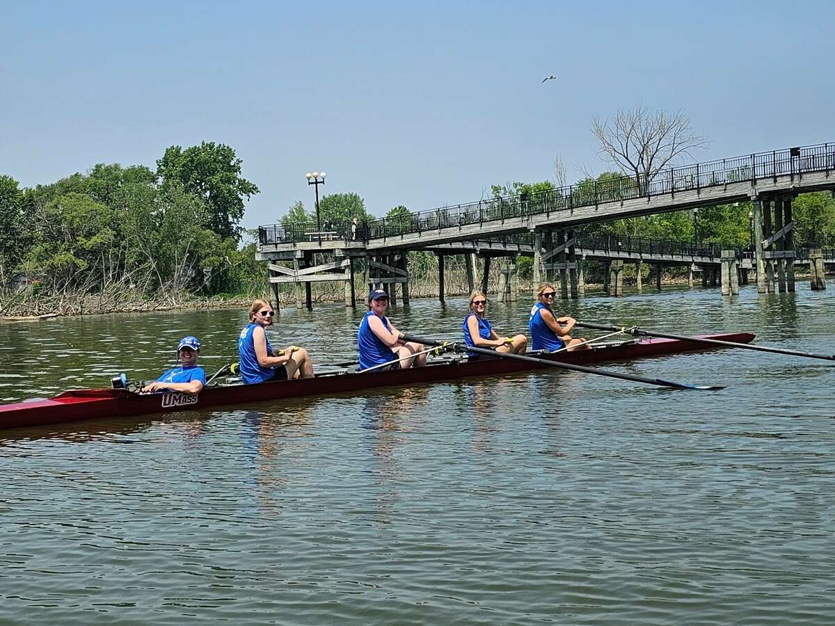 Learn to row at Bay City Rowing Club
