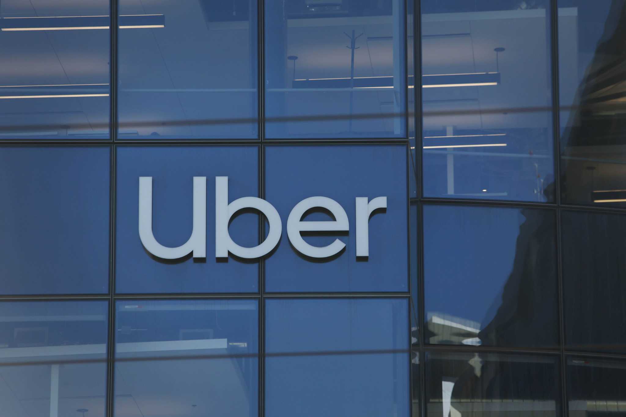 Uber, Robinhood и другие технологические компании из Сан-Франциско увольняют сотни сотрудников.