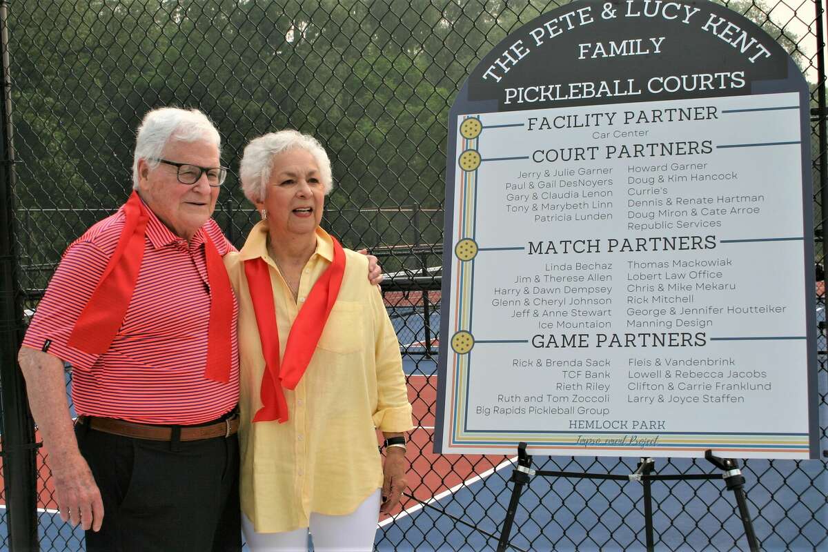 Pickleball courts open at Hemlock Park in Big Rapids