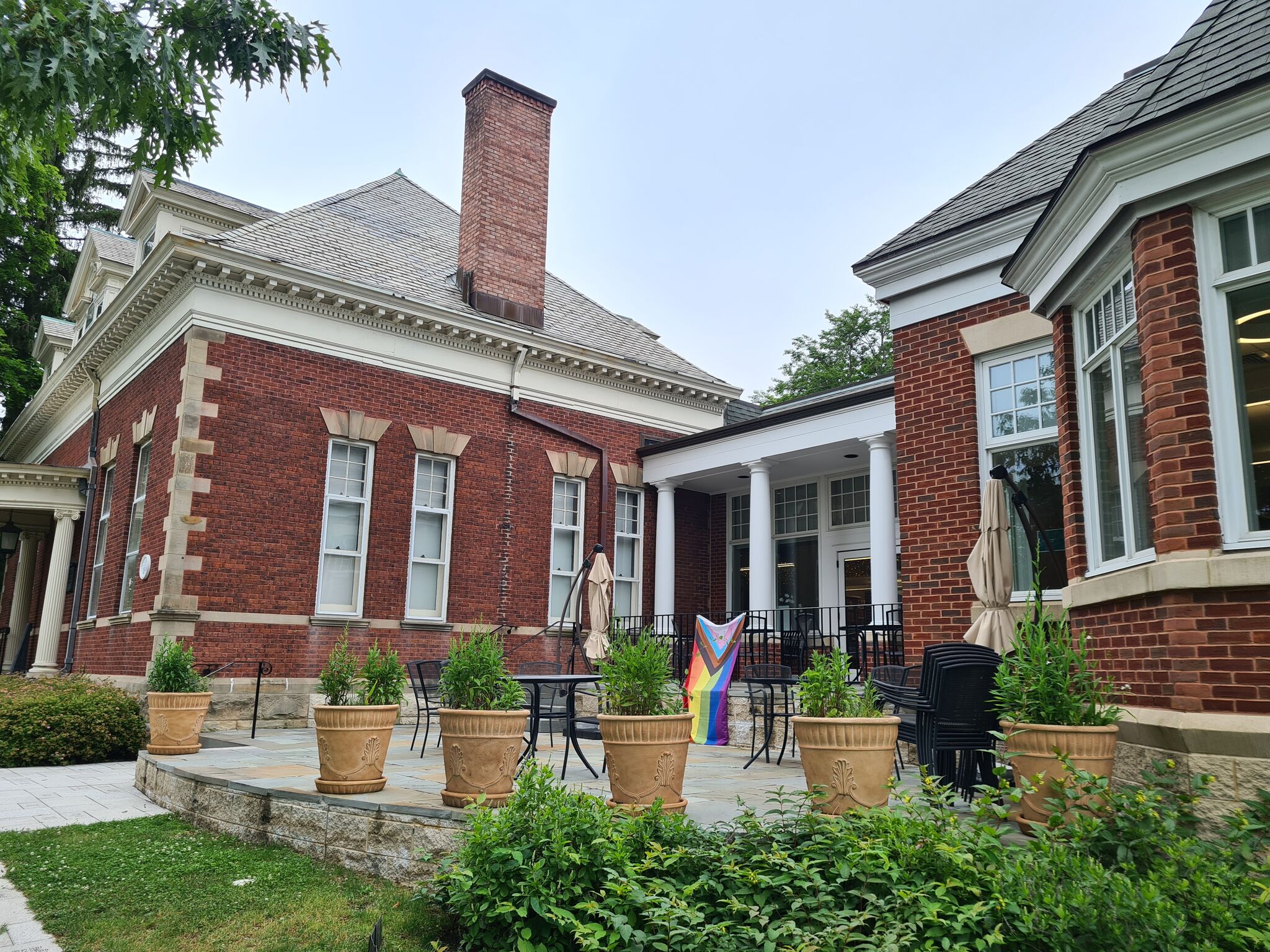 Old Lyme library to keep 2 challenged sex education books for teens