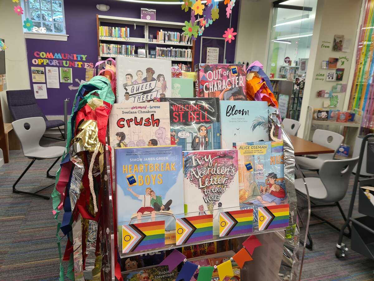 Old Lyme residents challenge 2 sex education books in library