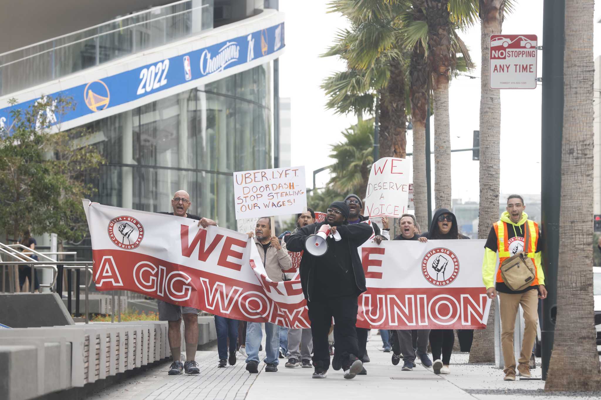 California Supreme Court will decide the fate of gig worker law