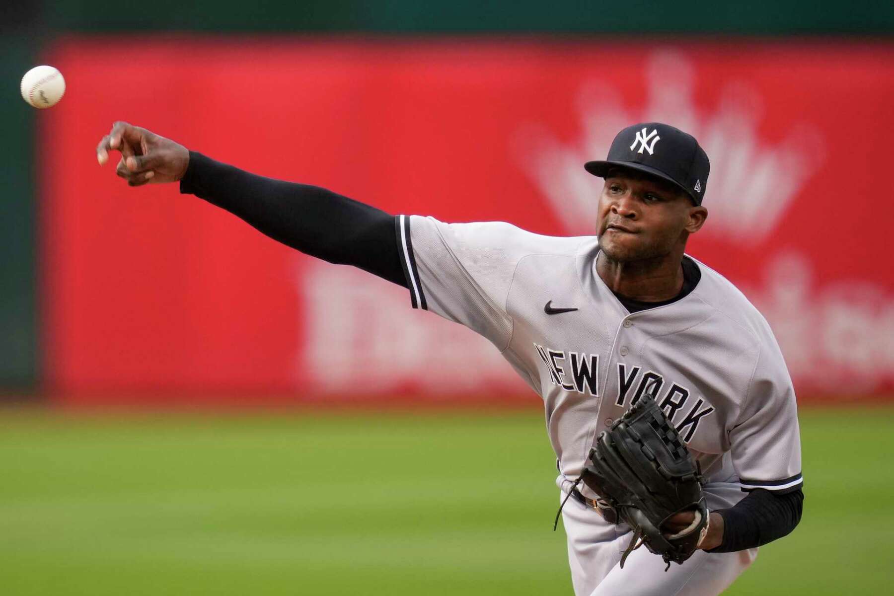 Yankees' Domingo German fires perfect game vs. A's