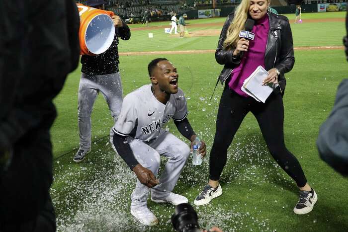 Luis Medina overcomes five walks, pitches five innings to lead A's past  White Sox, 7-4