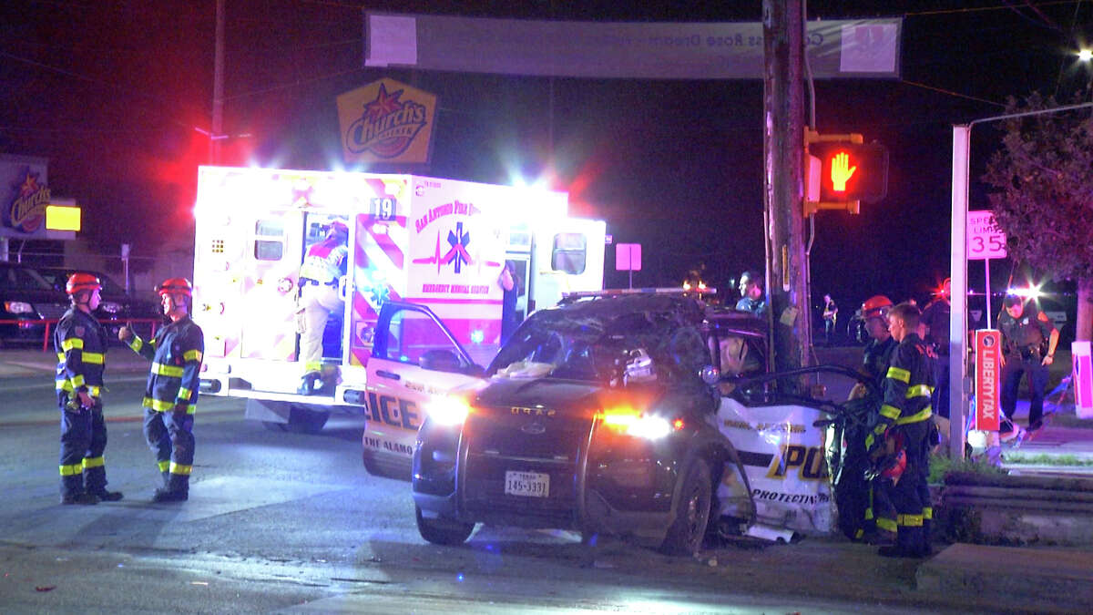 SAPD Officers Hospitalized After One Police Car Crashes Into Another