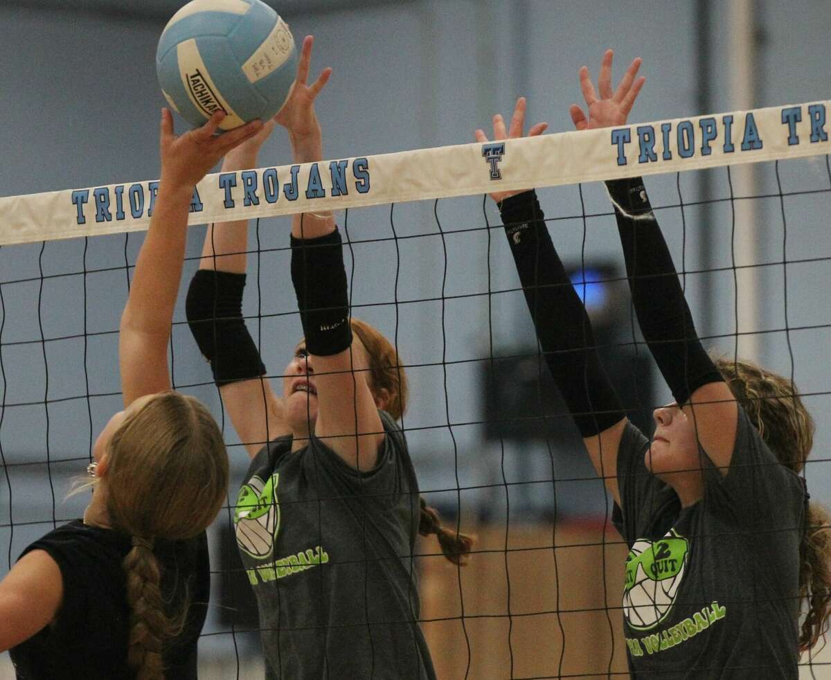 Gallery Triopia Summer Volleyball League