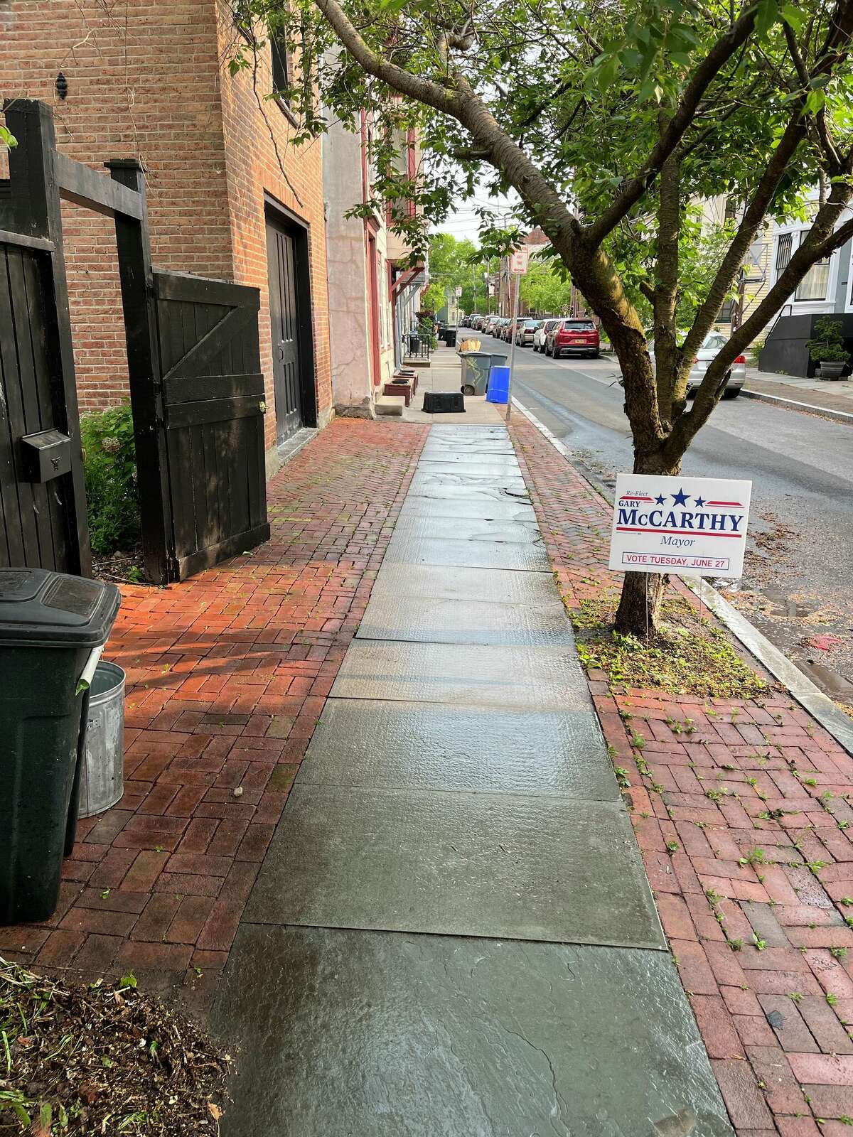 Converted carriage house in Historic Stockade for sale