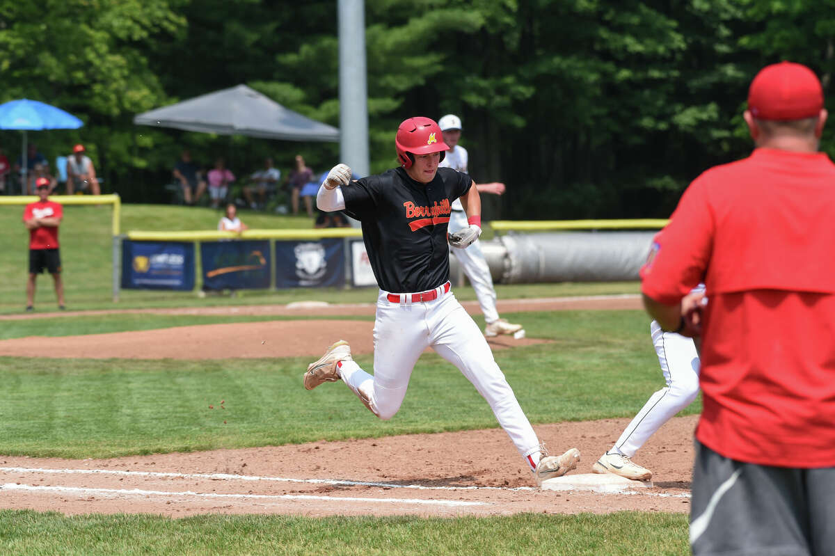 Lucky 13 Berryhill opens Gabby Mills with pair of mercy wins