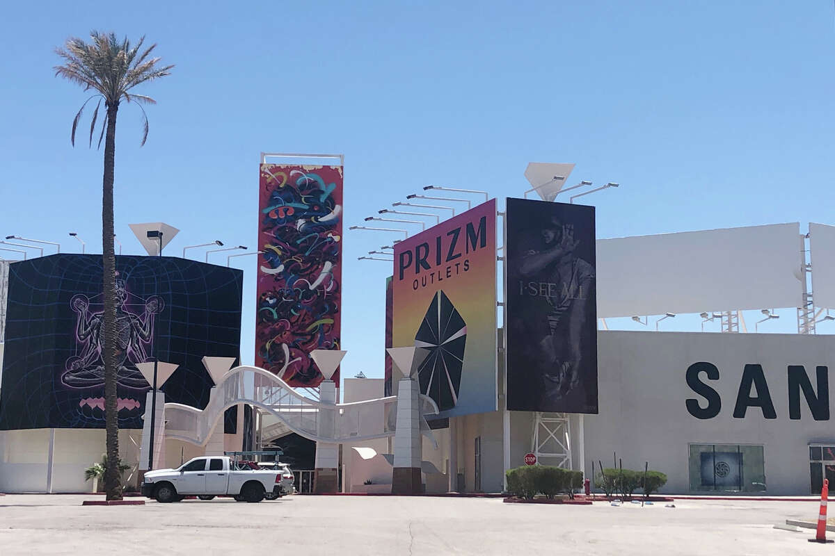 During SFGATE contributing editor Christine Hitt’s recent visit, Prizm Outlets in Primm, Nev., only had four stores open. 