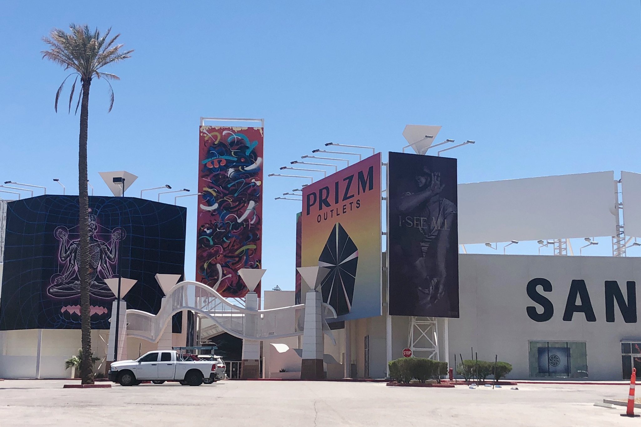 Prizm Outlets Primm Nevada Almost a Ghost Town