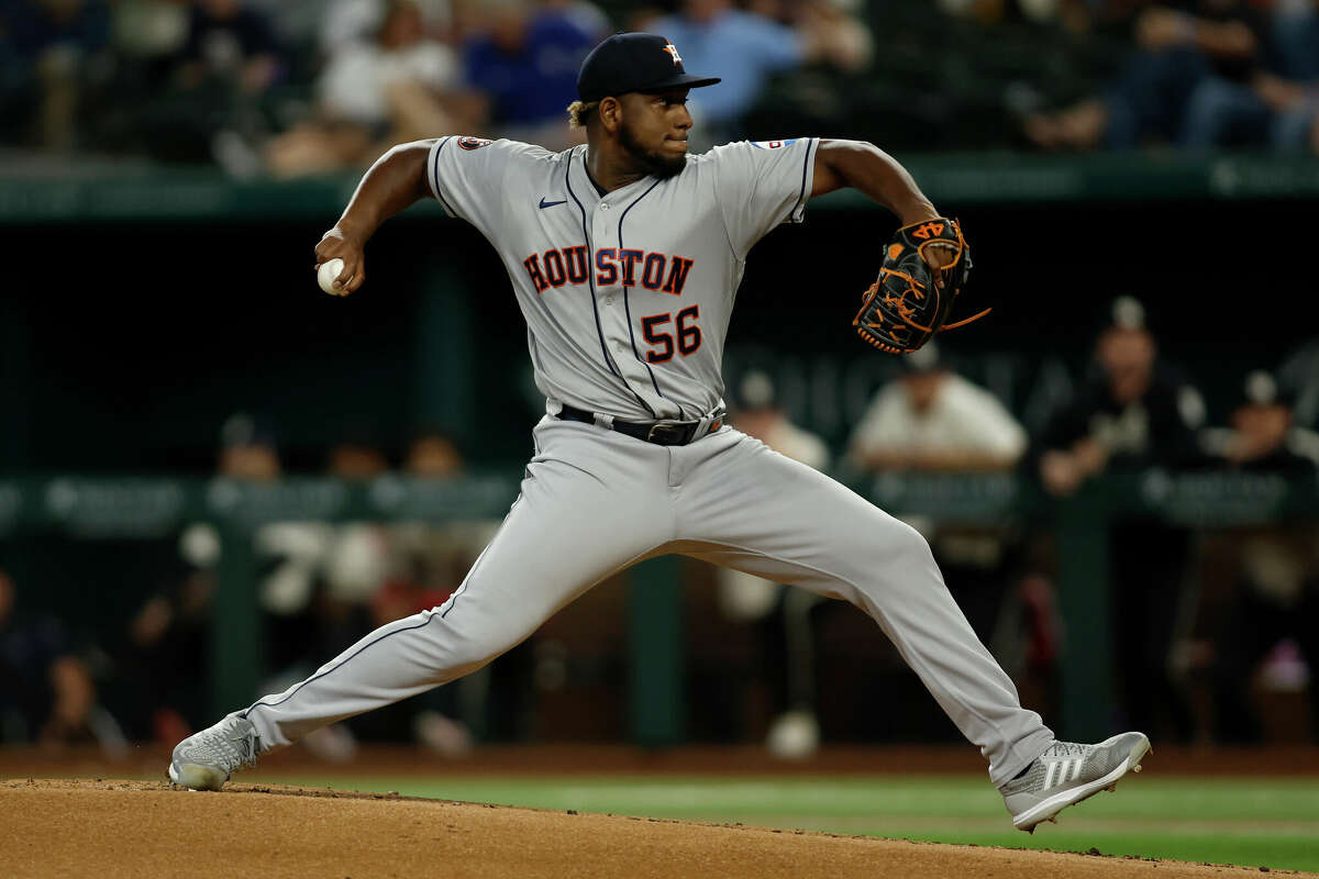 Houston Astros defeat Texas Rangers in playoff-like atmosphere