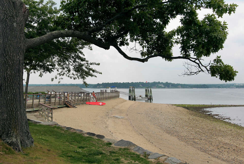 Ferries to Greenwich's island beaches: What to know about dates, times