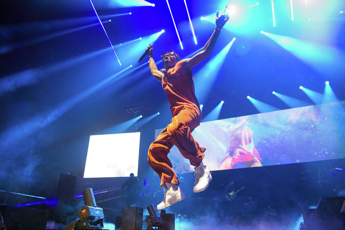 Wizkid performs at AccorHotels Arena on September 16, 2022 in Paris, France.