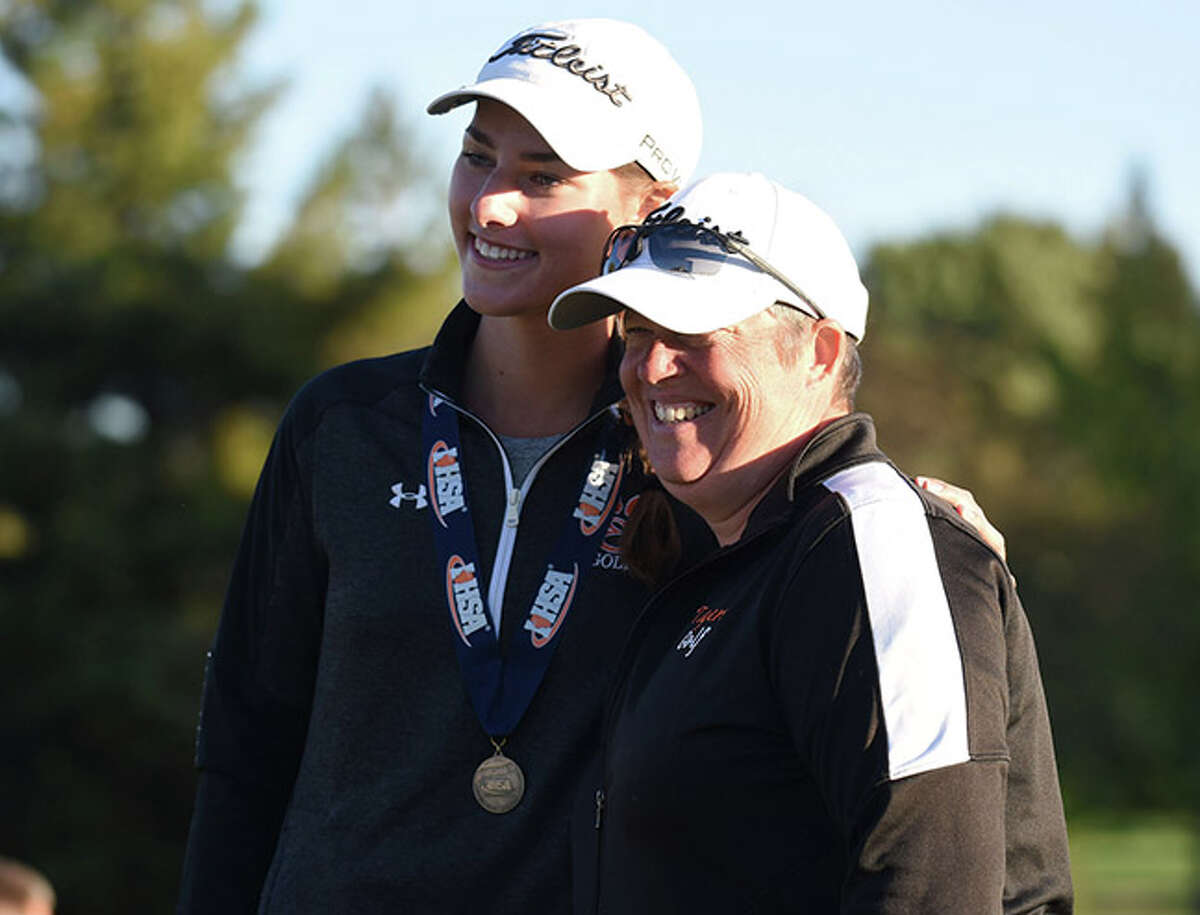 Koonce guides Edwardsville girls golf to 2A regional repeat