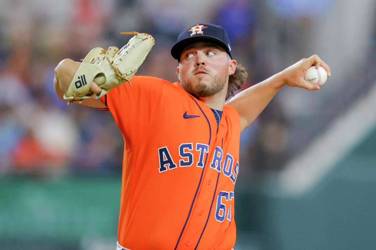 Astros agree to deal to add Oxy jersey patch for 2023 season