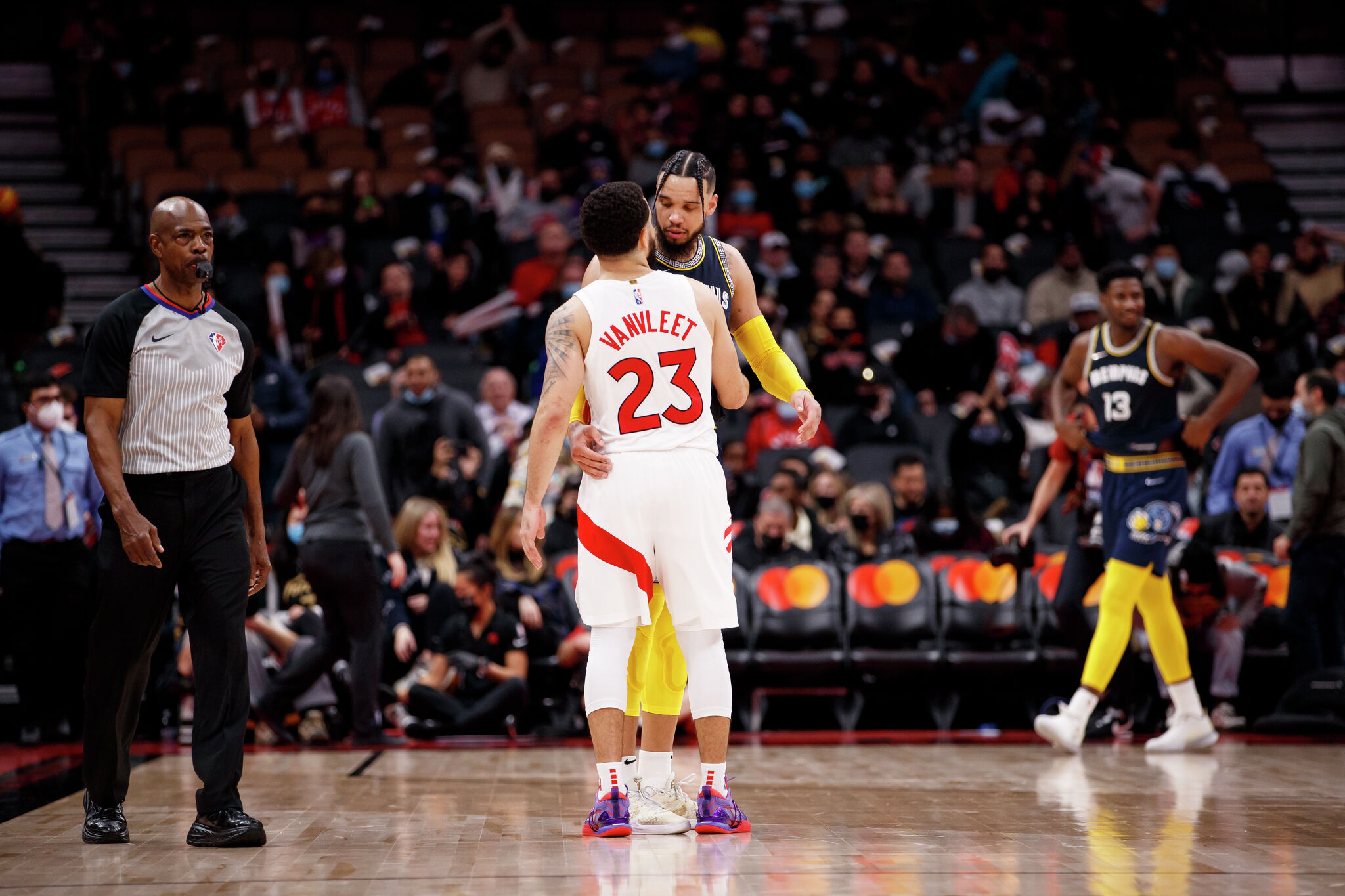 Rockets earn wins on the margins with pricey free-agent contracts