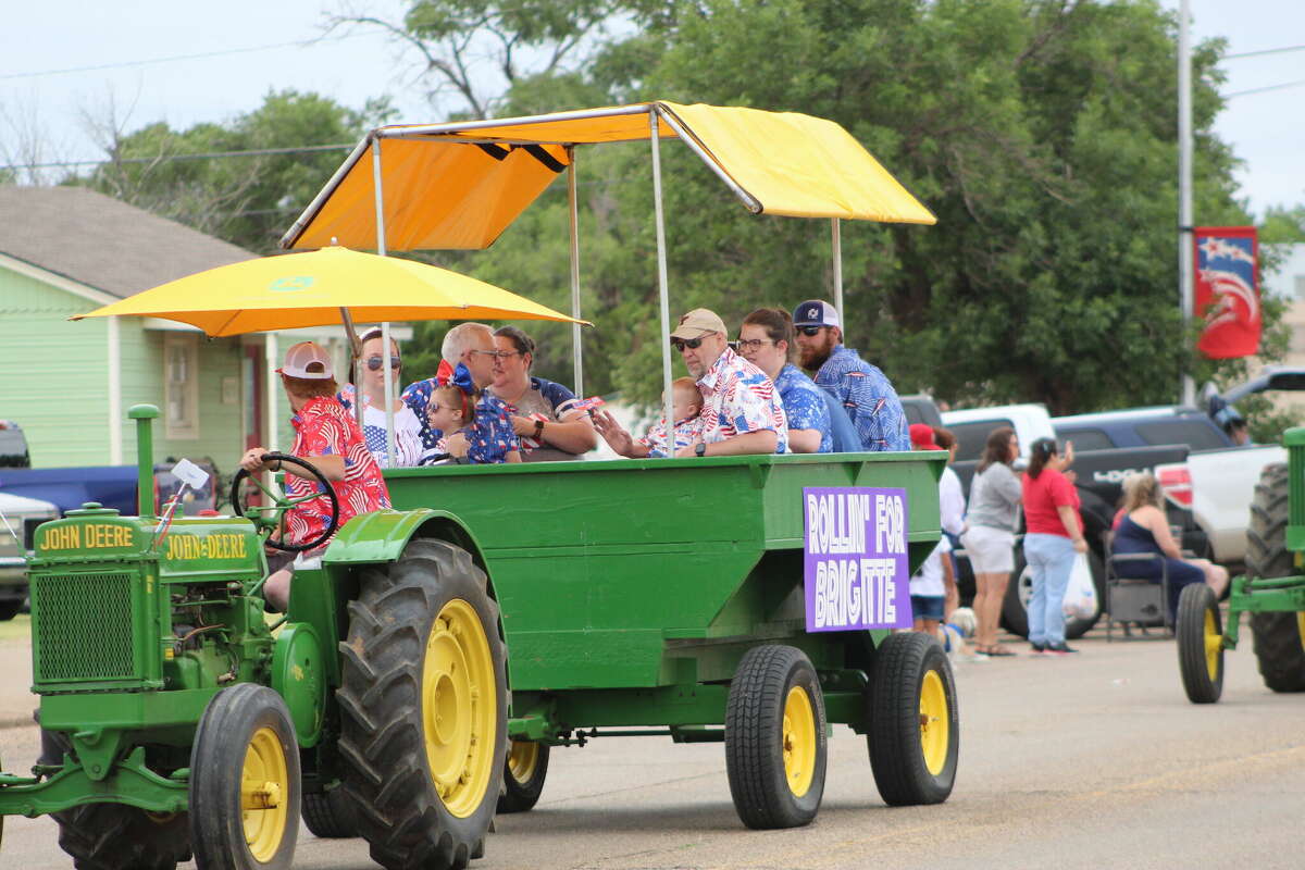 PHOTO GALLERY Hale Center Fourth of July parade and fireworks