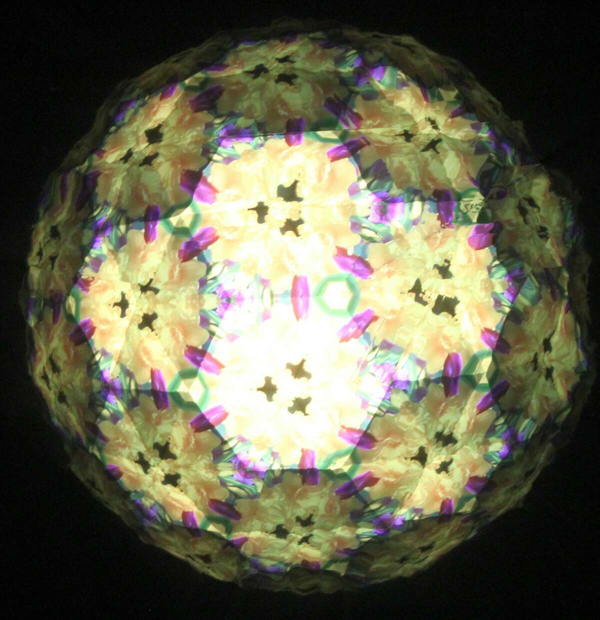 Visiting The World’s Largest Kaleidoscope In The Catskills