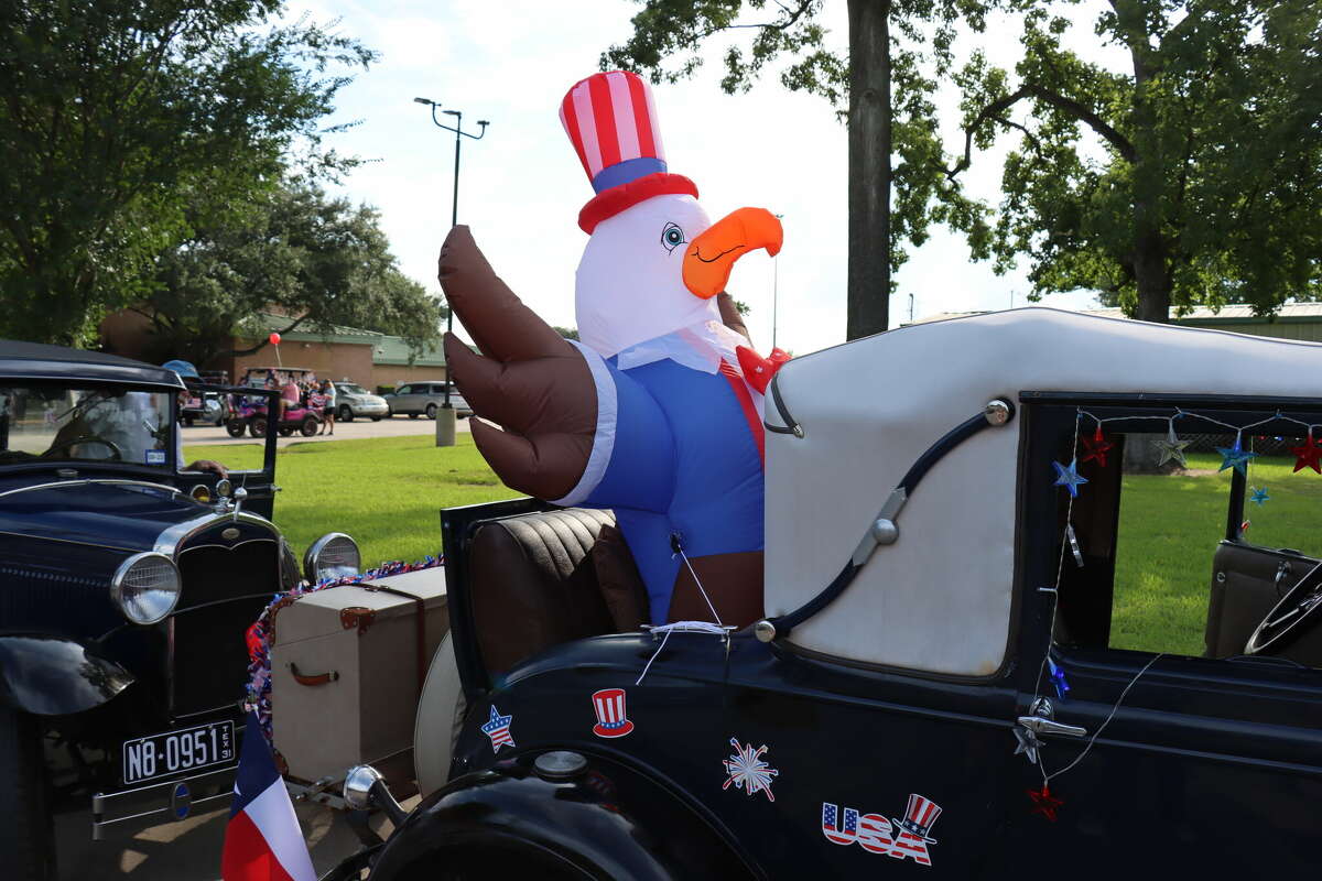 Beaumont residents show American spirit during annual July 4 parade