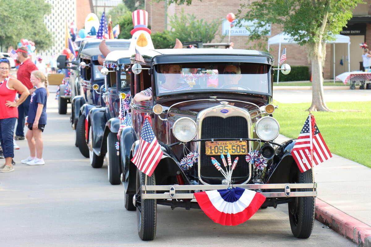 Beaumont residents show American spirit during annual July 4 parade
