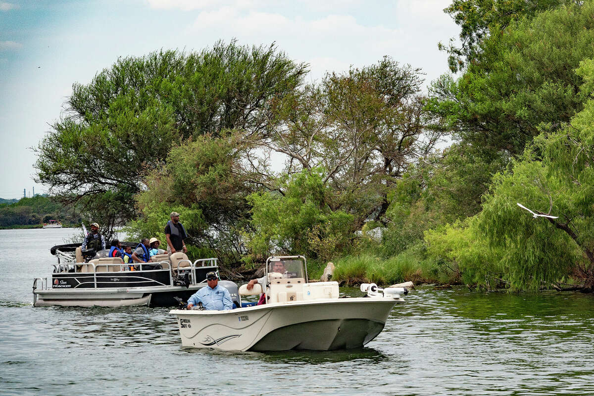 Authorities searching for body of man who fell in Lake Calaveras