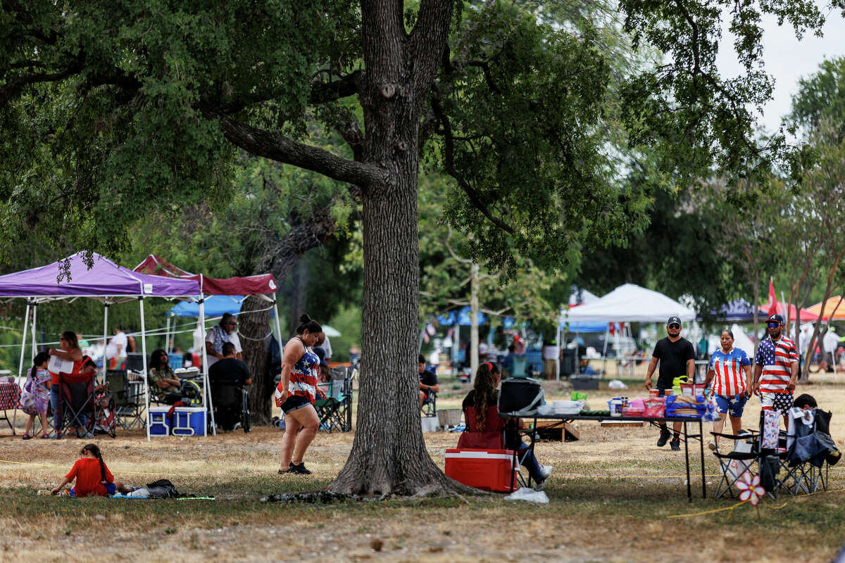 Photos July Fourth fireworks light up the sky over Woodlawn Lake