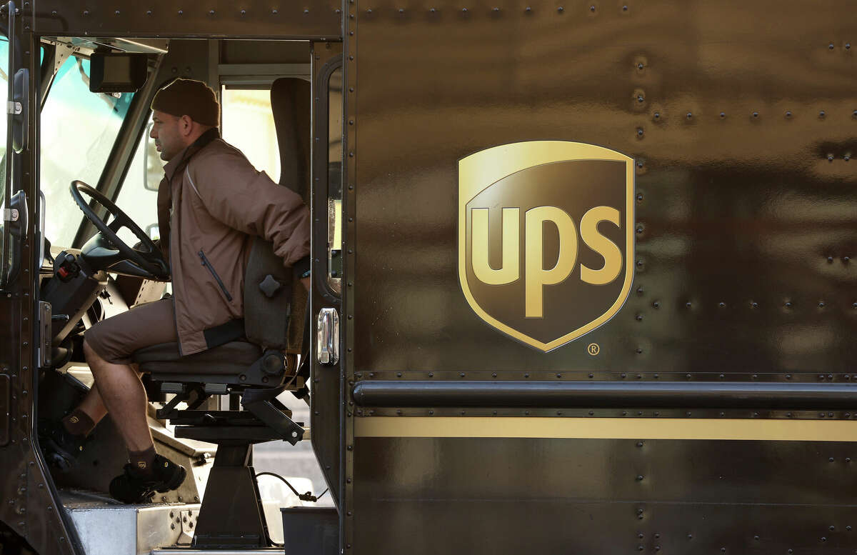 UPS, Teamsters differ on new contract; drivers could strike Aug. 1
