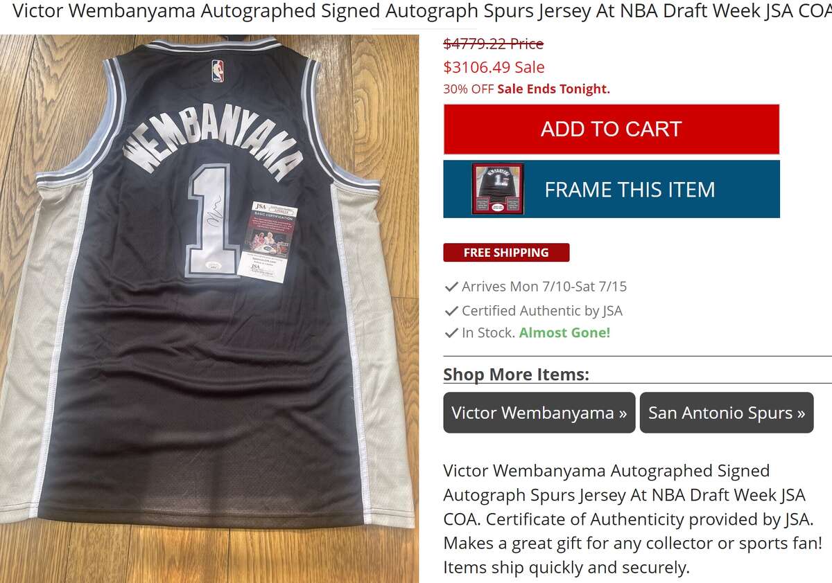 Facsimile Autographed Victor Wembanyama San Antonio White Reprint Laser  Auto Basketball Jersey Size Men's XL at 's Sports Collectibles Store