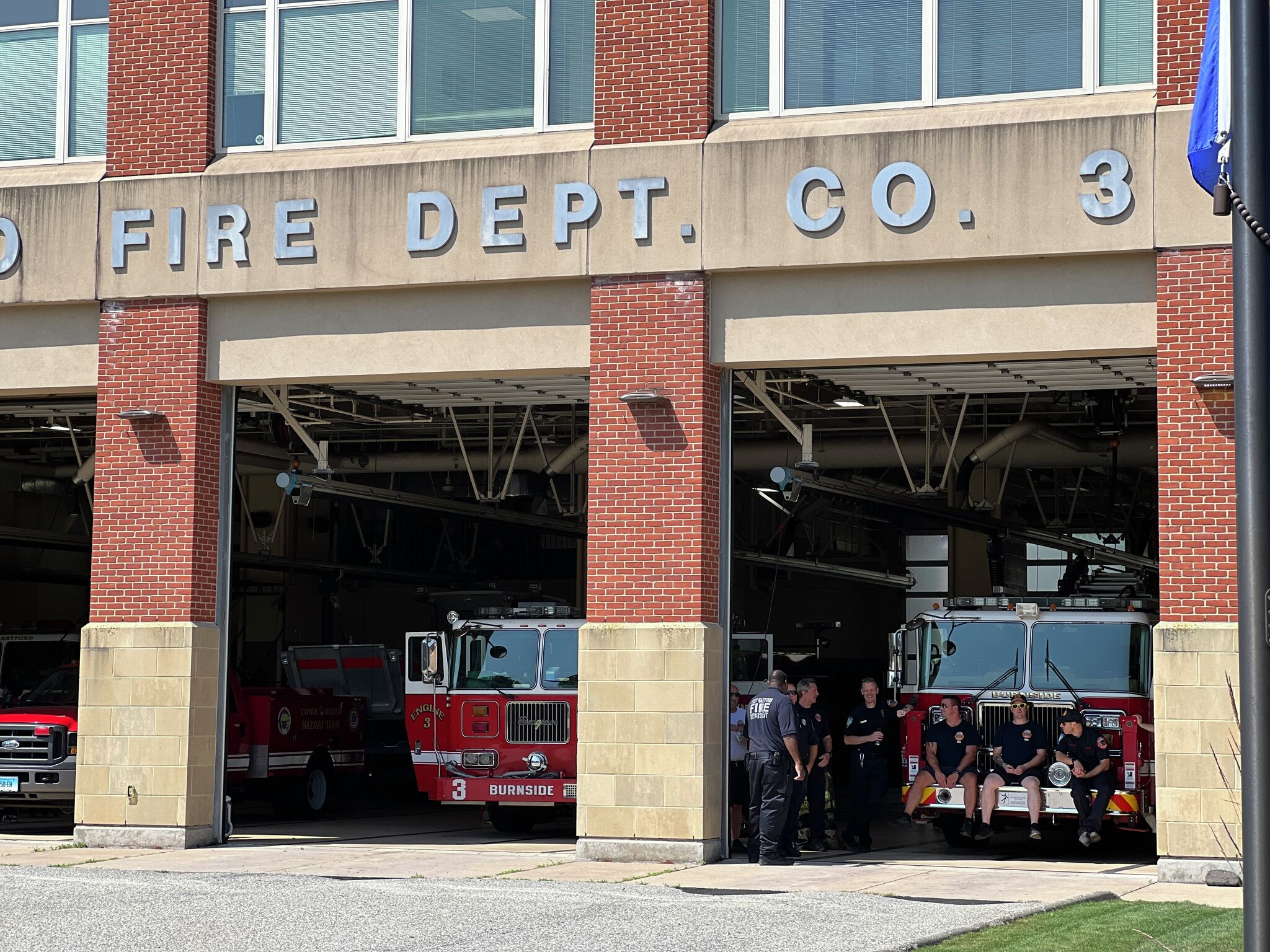East Hartford mobile homes catch fire on Navaho Road, police say