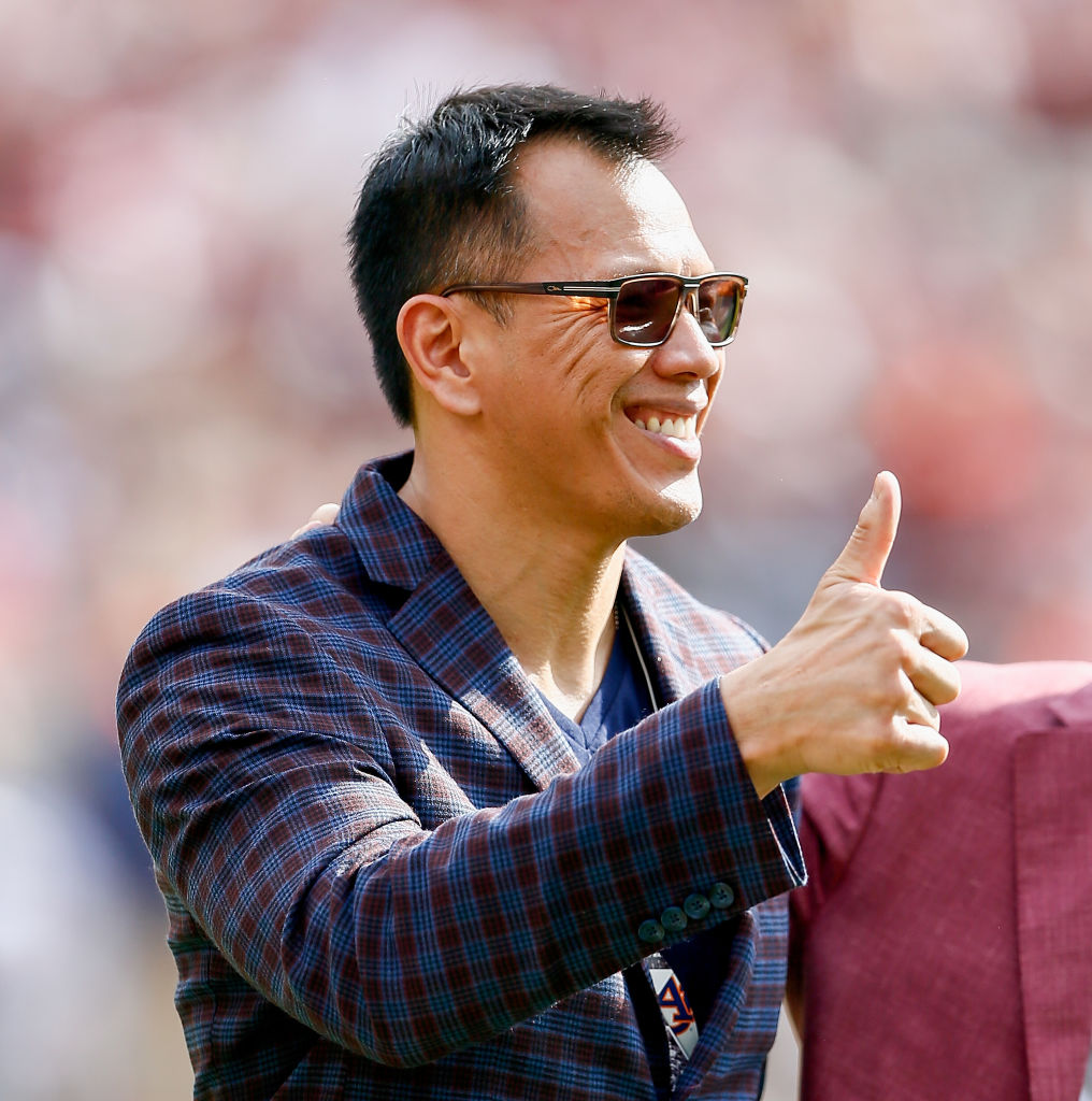 Former Texas A&M linebacker Dat Nguyen to be inducted into