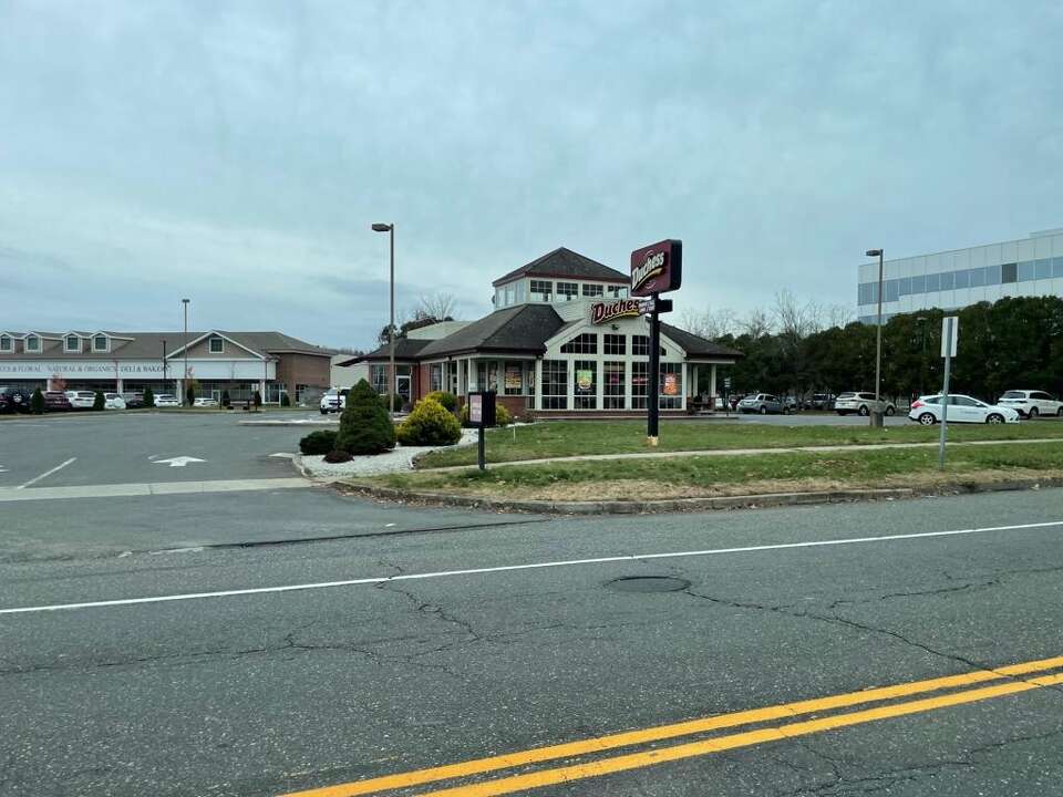 Burger King to replace Duchess at site on Mill Plain Road in Danbury