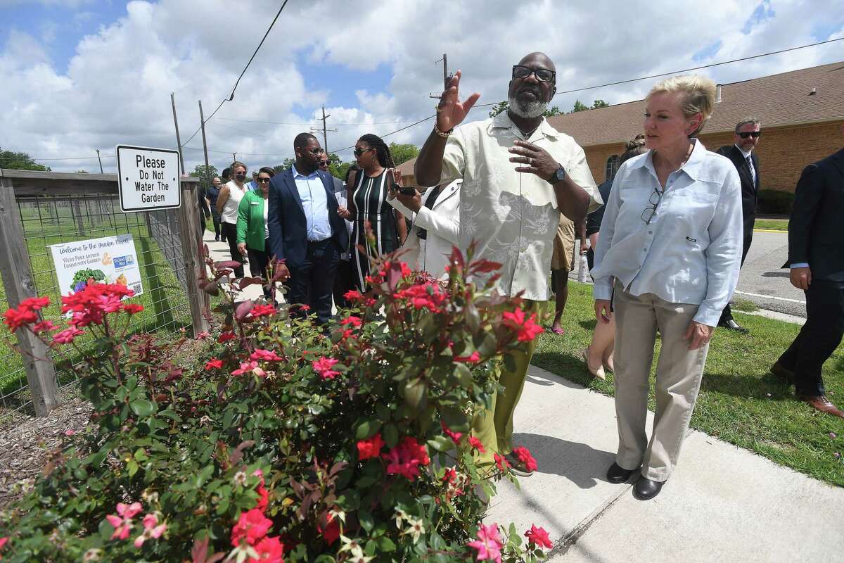 Harris County wins 1.6M Climate Action Plan grant