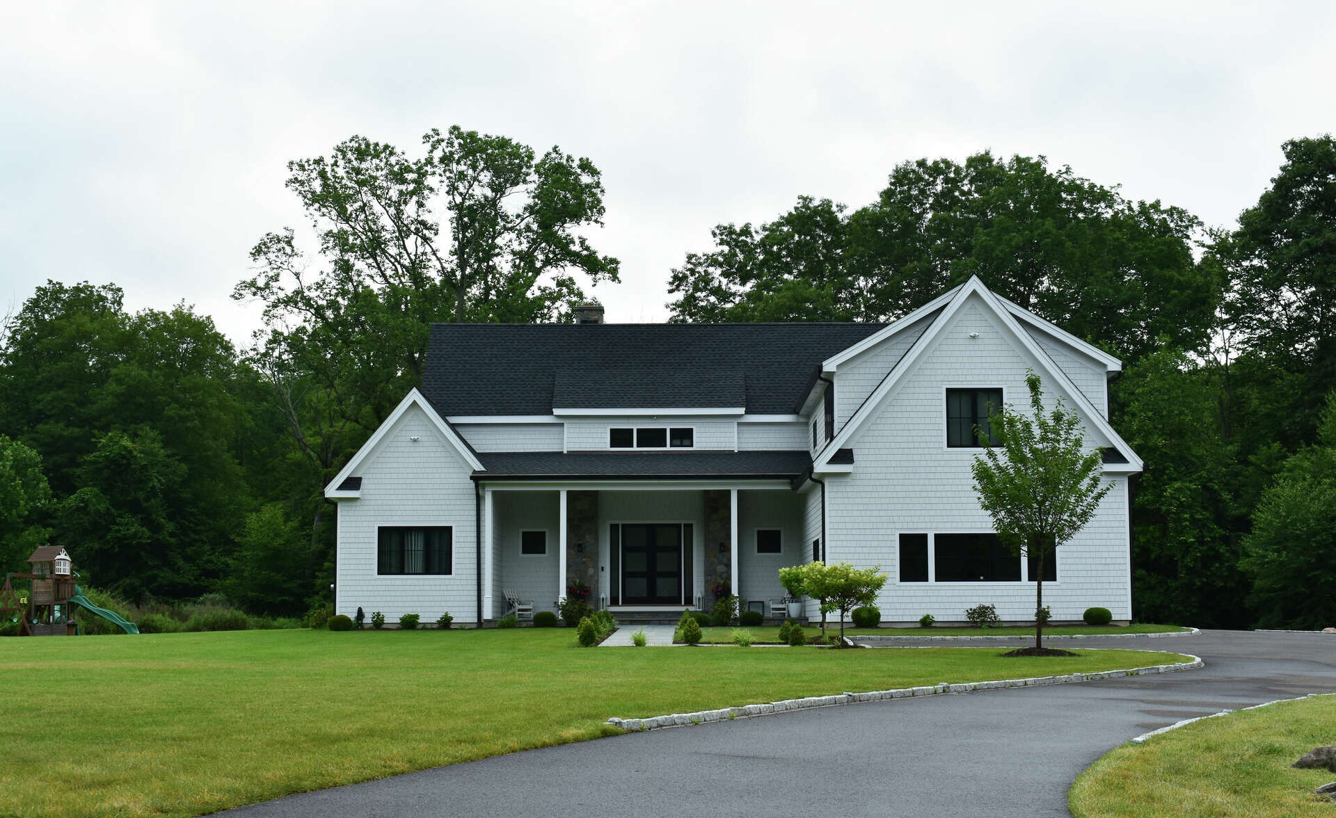 CT is still a seller's market as bidding wars drive up home prices