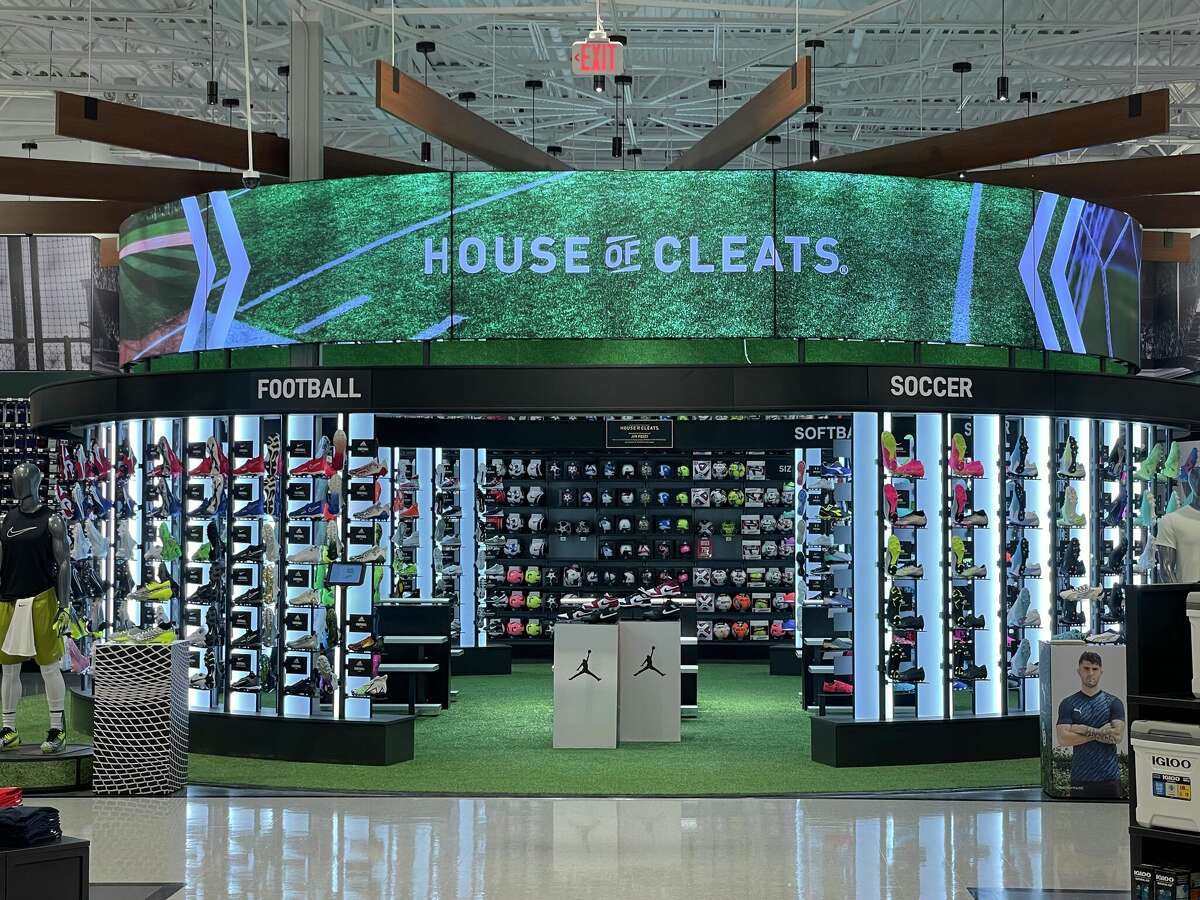 Yordan Alvarez, Sheryl Swoopes to visit new Dick's House of Sport