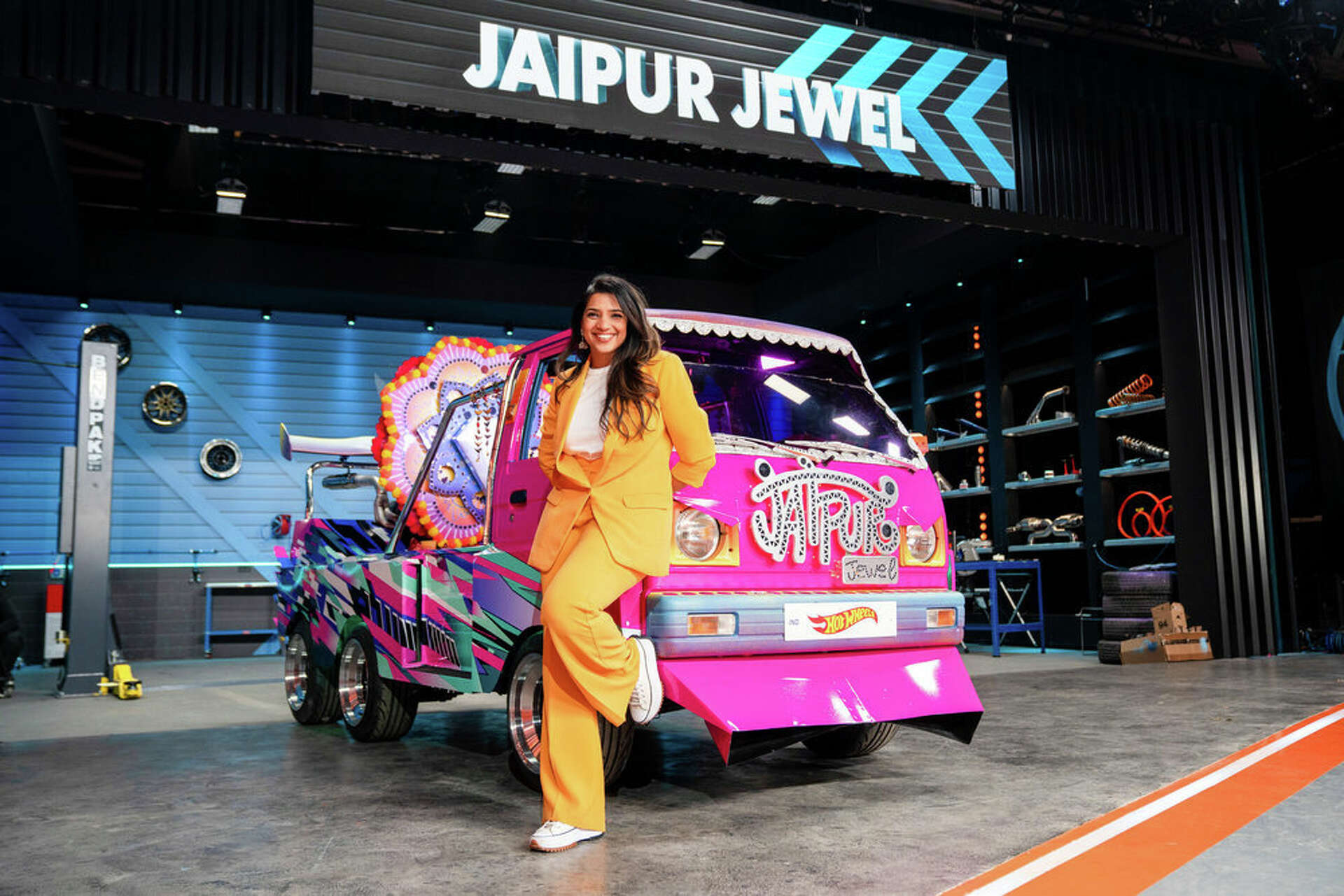 Houston 'Snazzy Mom' Arushi Garg wins 'Hot Wheels: Ultimate Challenge'