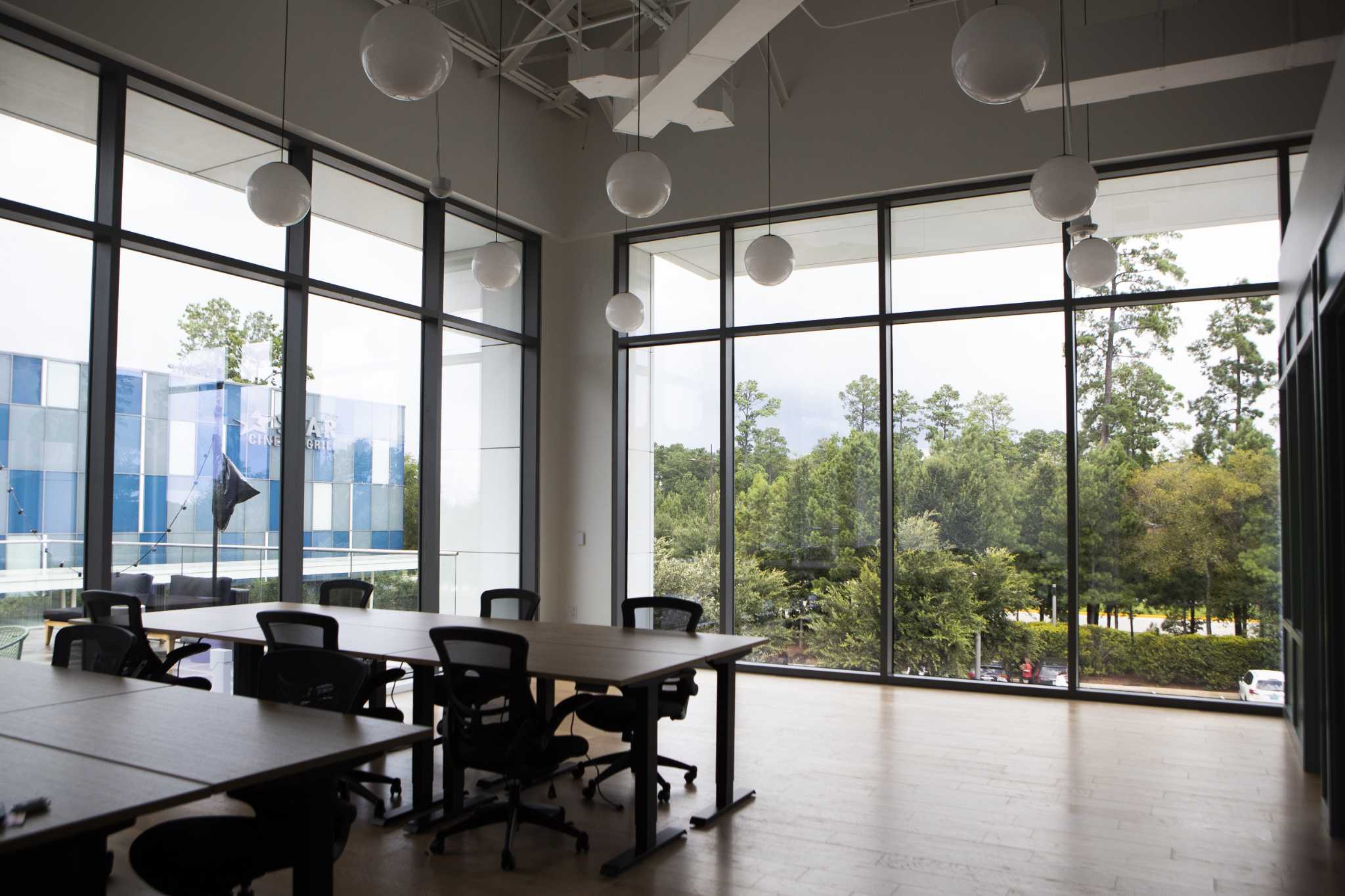 Coworking Space at Regus Texas, The Woodlands Market Street, The Woodlands