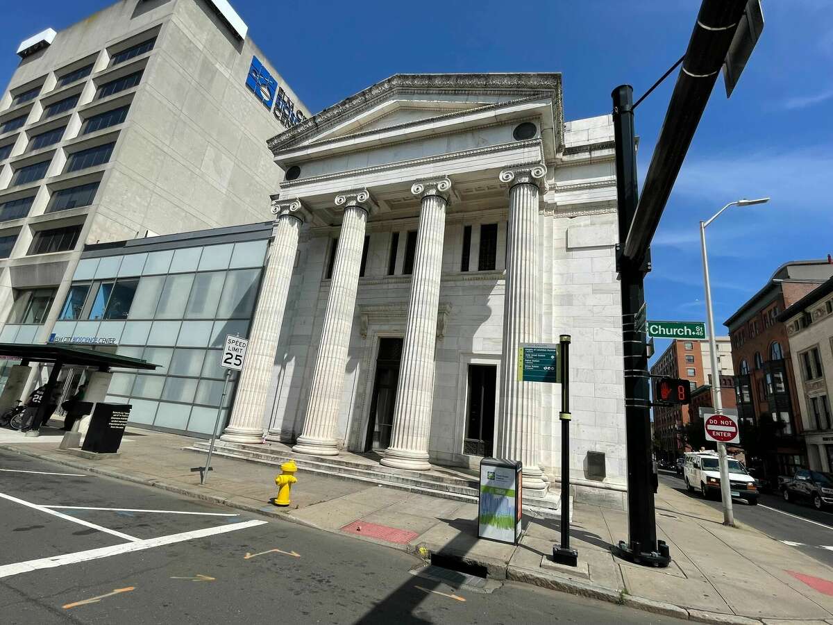 Former New Haven bank building could cannabis store