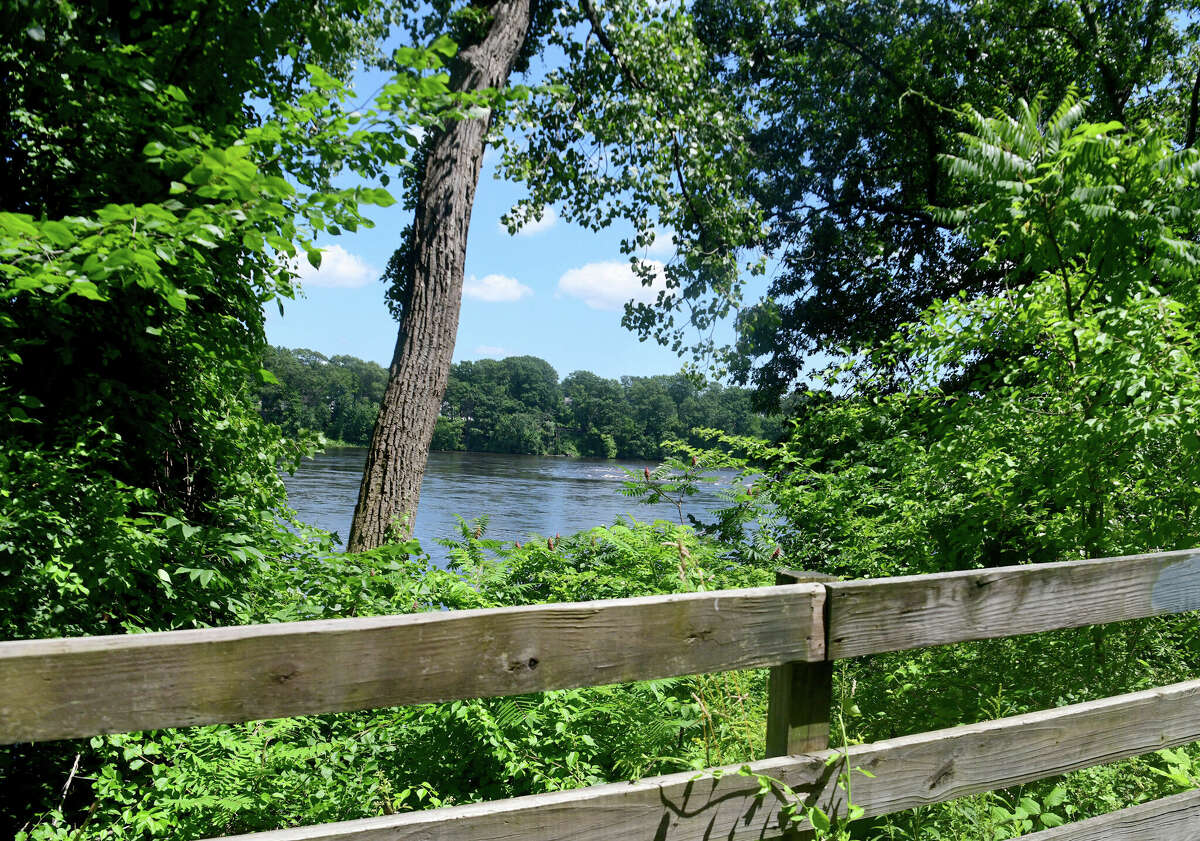 Sewage plant in Massachusetts dumping into Connecticut River