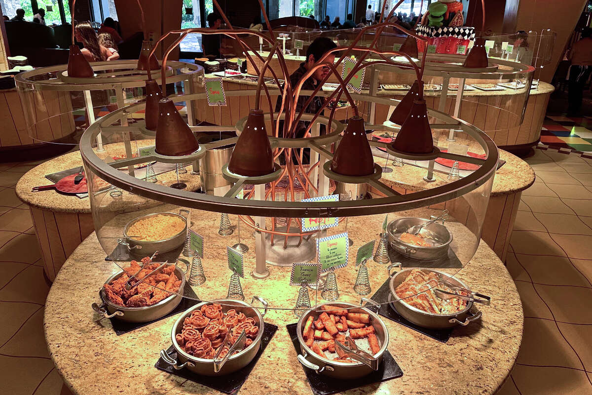 The Mickey-shaped island of hot food in the center of the buffet room. 