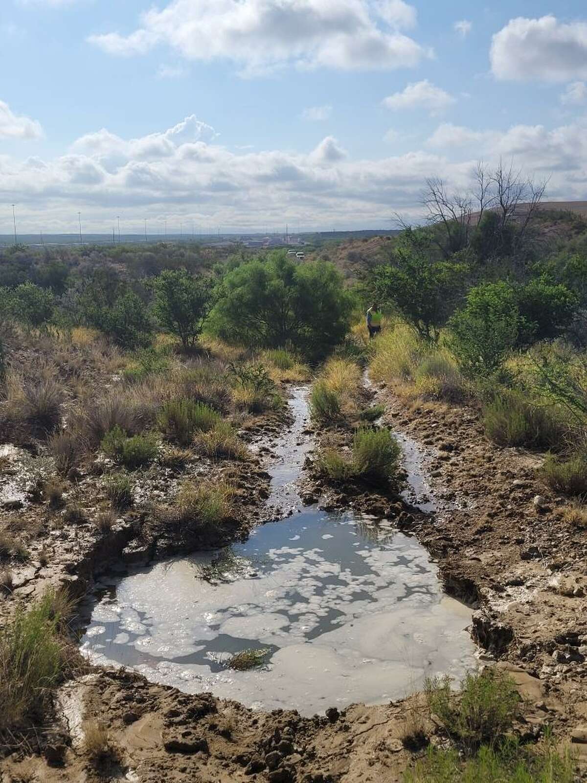 Boil Water Notice Continues In South Laredo Due To Debris In Water