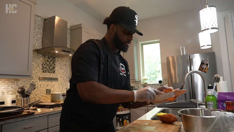 Gridiron chef: What life is like as NFL players' personal cook