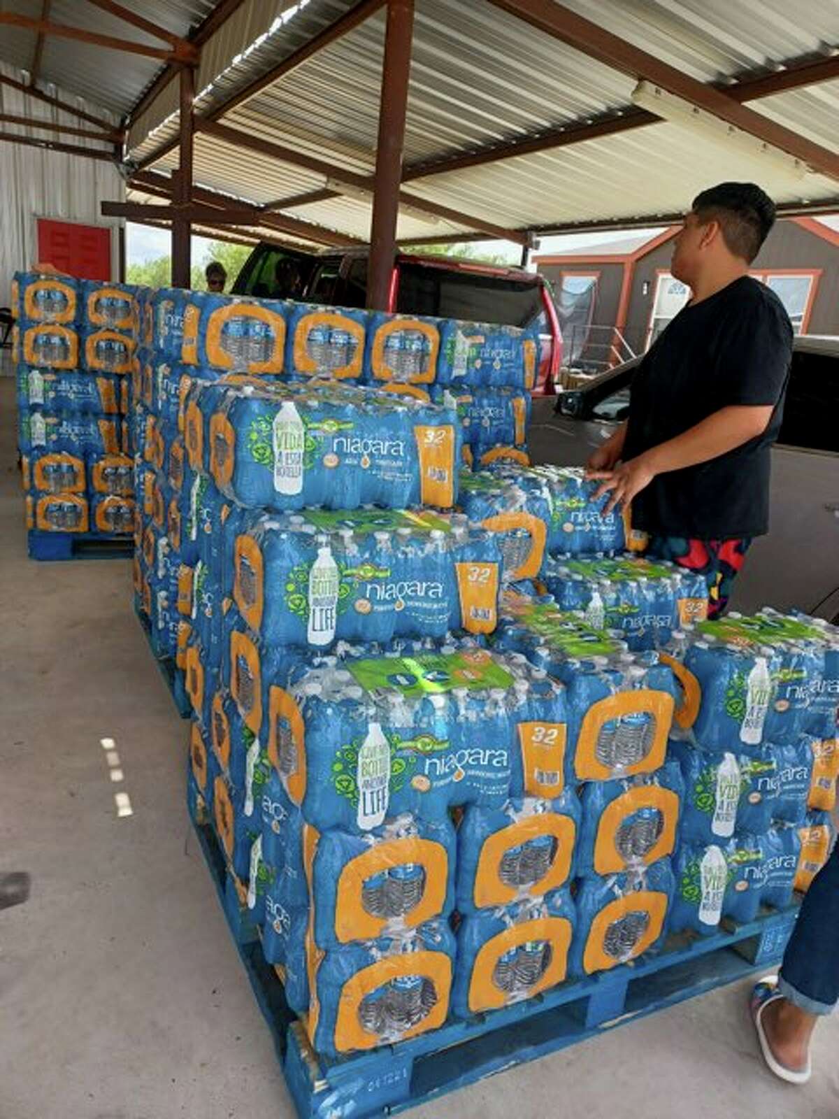 South Texas Food Bank serves Laredo, Roma after boil water notices
