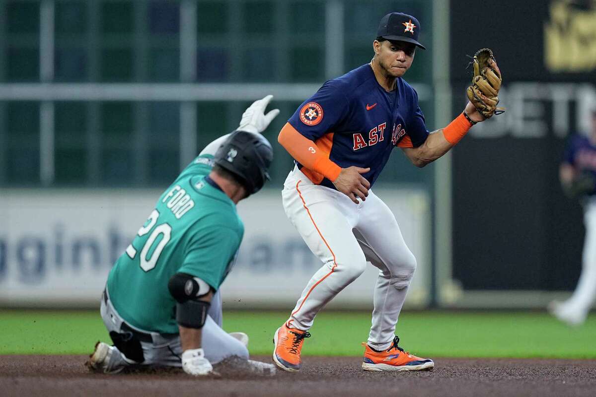 Reddick drives in six as Astros beat O's 