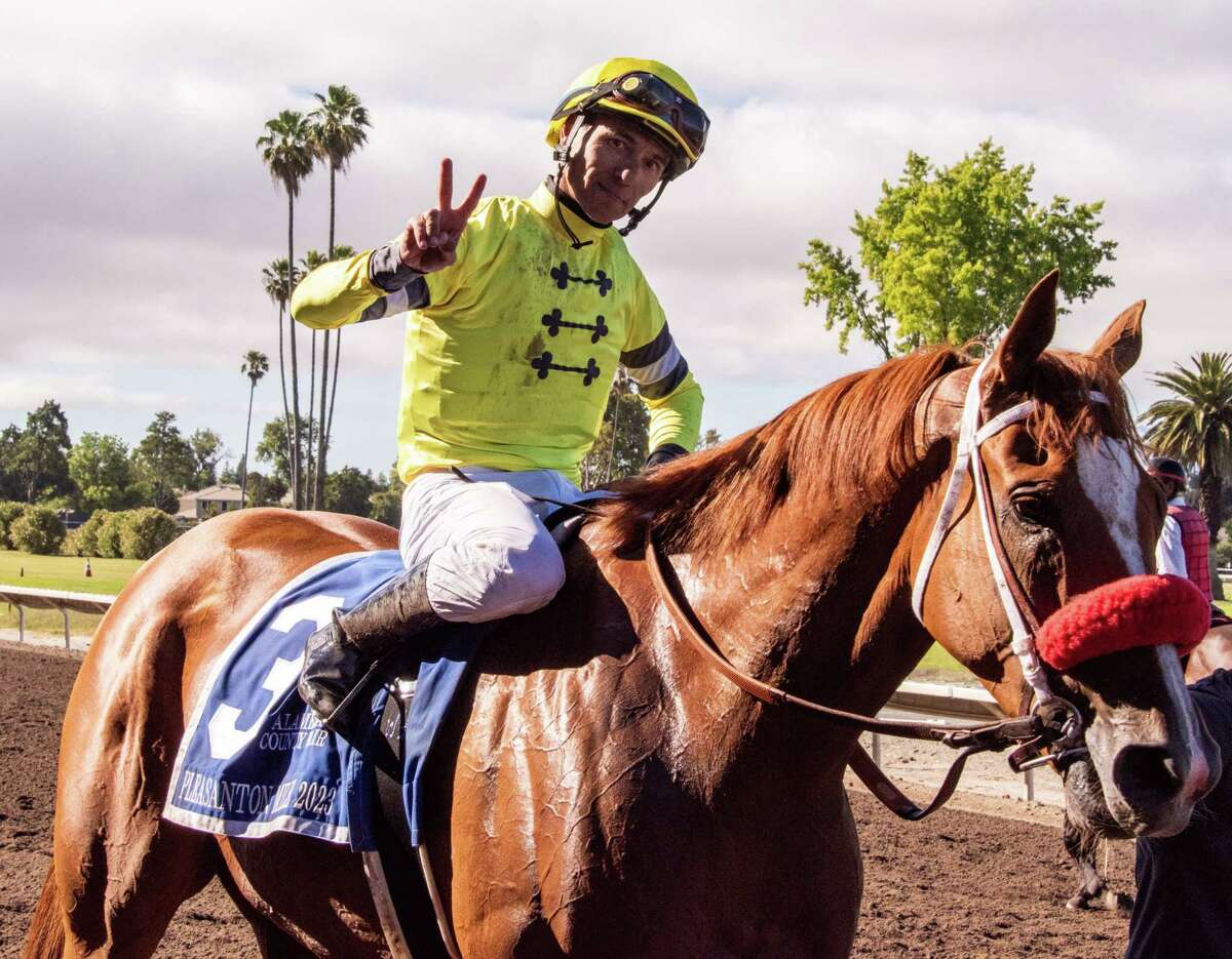 Katonah wins Pleasanton Mile, $152K as local horseracing purses grow