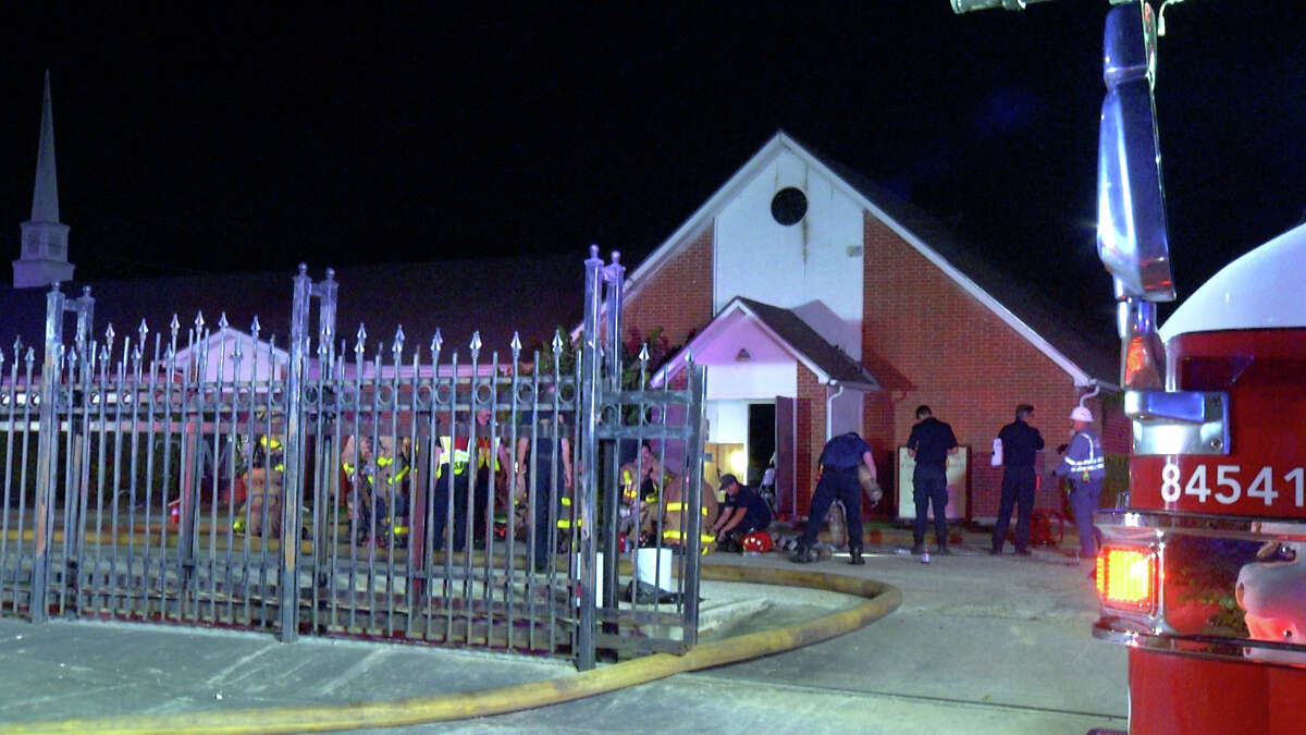 San Antonio church fire under investigation