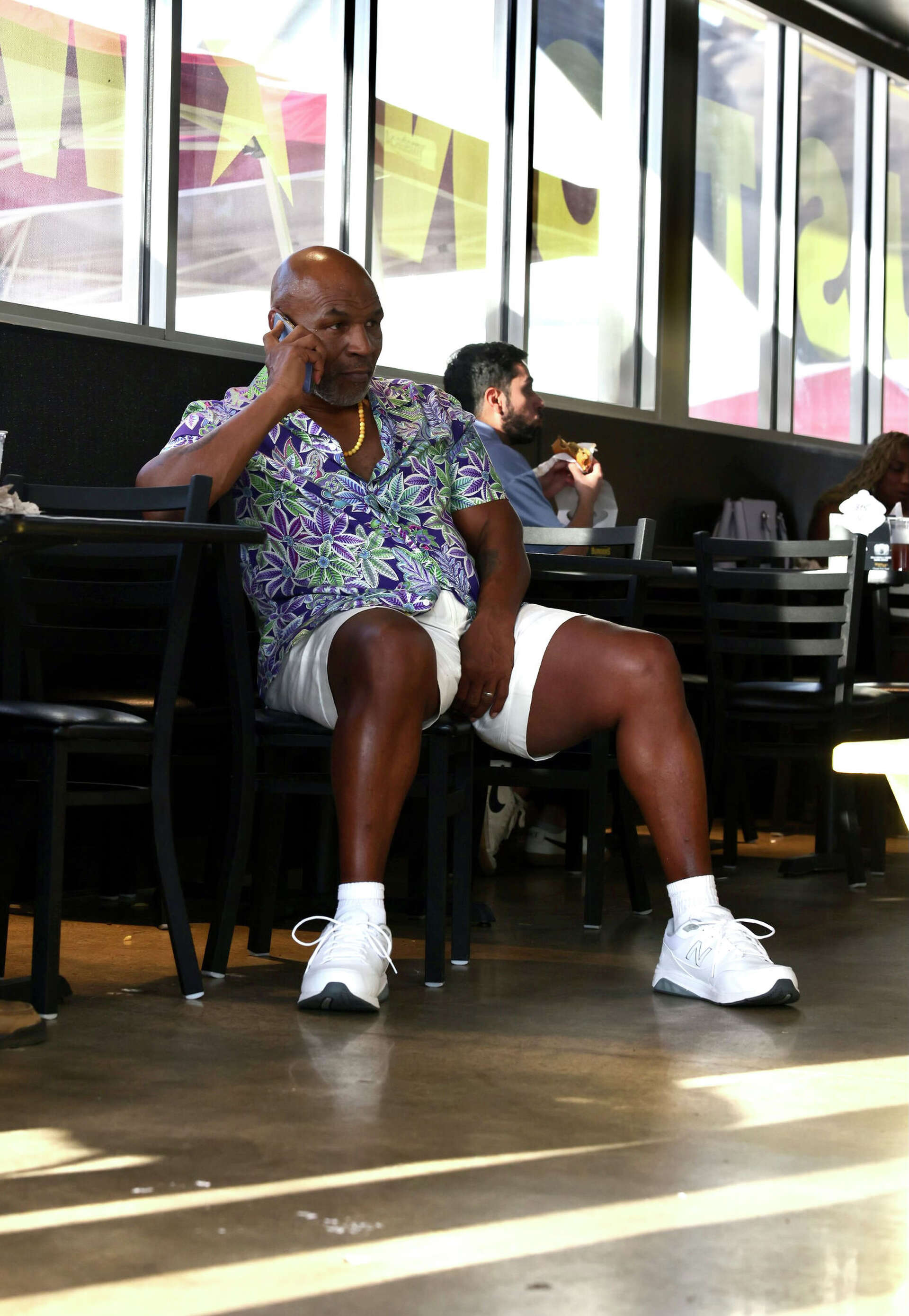Mike Tyson visits Bun B's Houston Trill Burgers, orders veggie burger