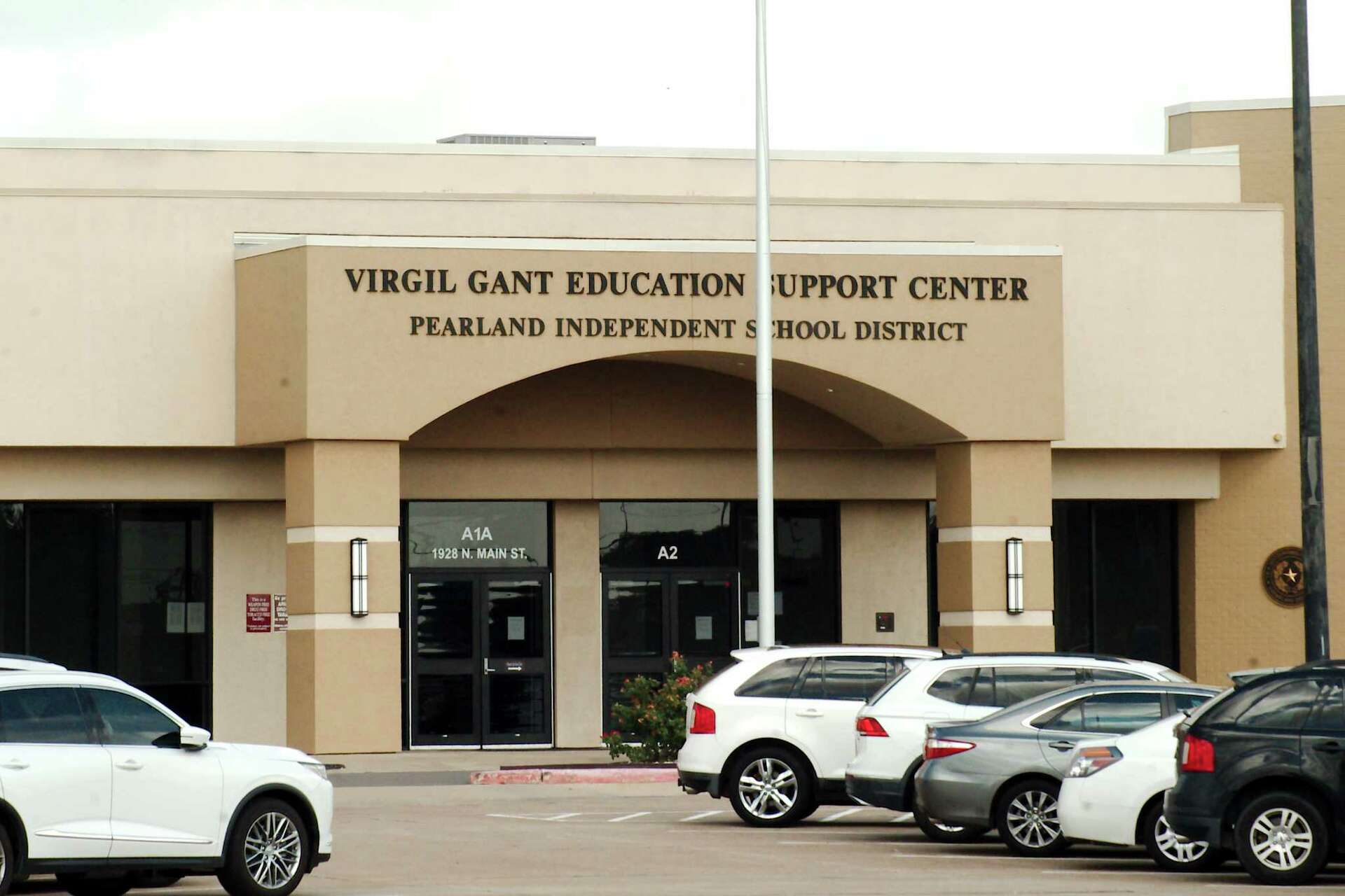 Pearland ISD collects input on 2024-25 school calendar options